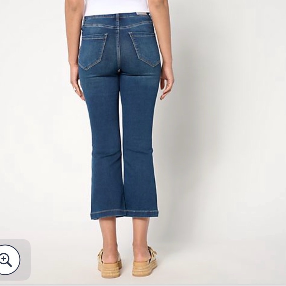 Nicole Miller Blue Floral Women's Cropped Flare Jeans - Picture 7 of 10